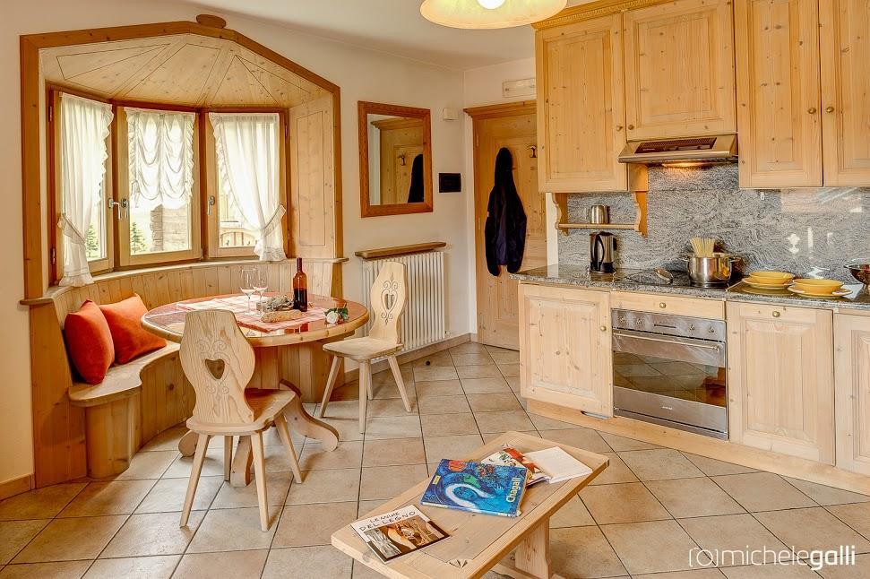 Art Apartments Casa Lapis Livigno Chambre photo